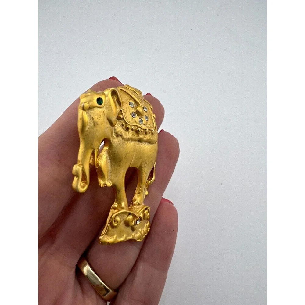 Vintage Gold-Tone‎ & Rhinestone Jumbo Circus Elephant Figural Brooch Pin